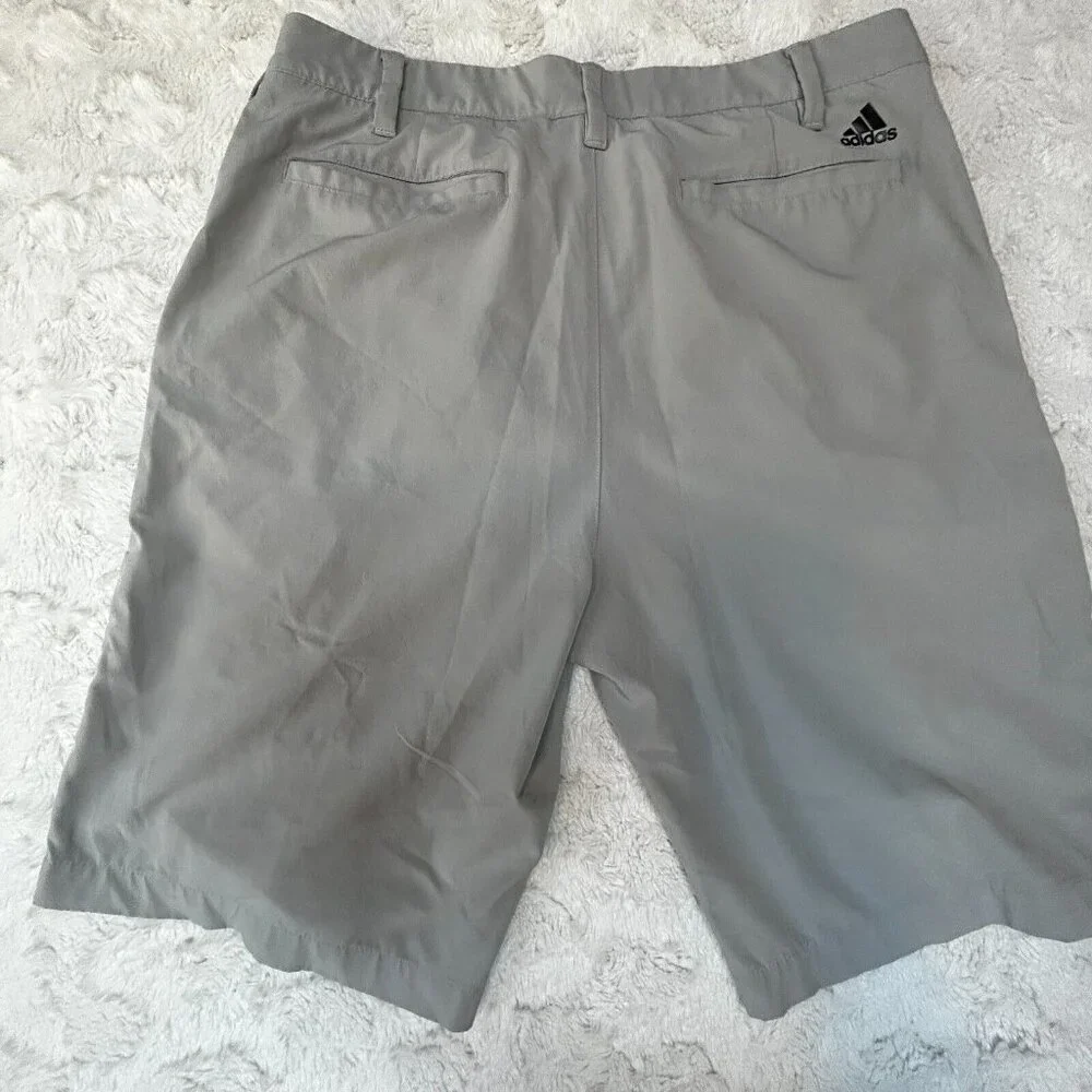 Adidas Golf Men's Casual Flat Front Shorts Size 32 Beige Stretch Pockets Outdoor